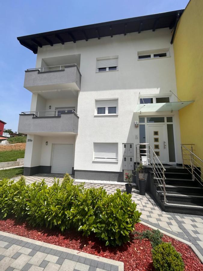 Apartmani Ana&Vesna คาร์โลวัตส์ ภายนอก รูปภาพ
