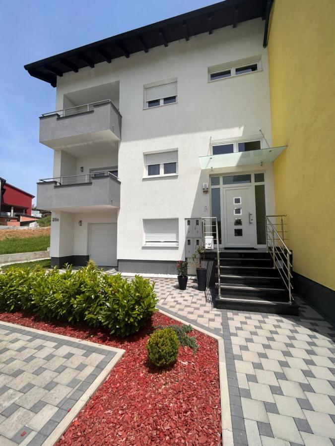 Apartmani Ana&Vesna คาร์โลวัตส์ ภายนอก รูปภาพ